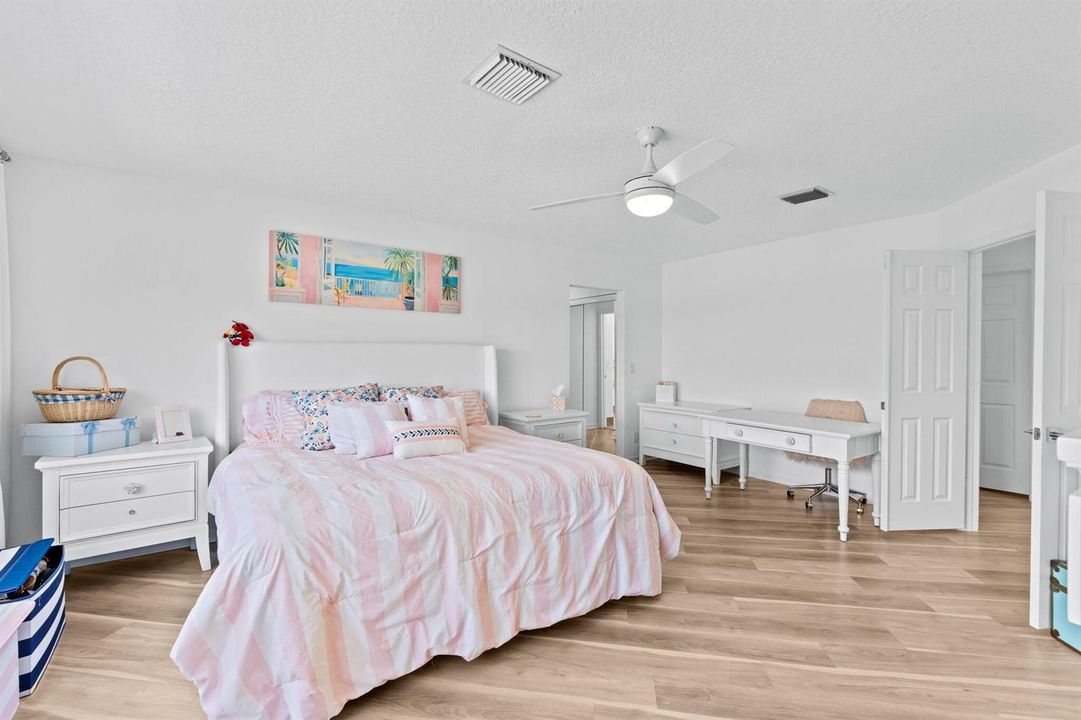 39-web-or-mls-A7406706