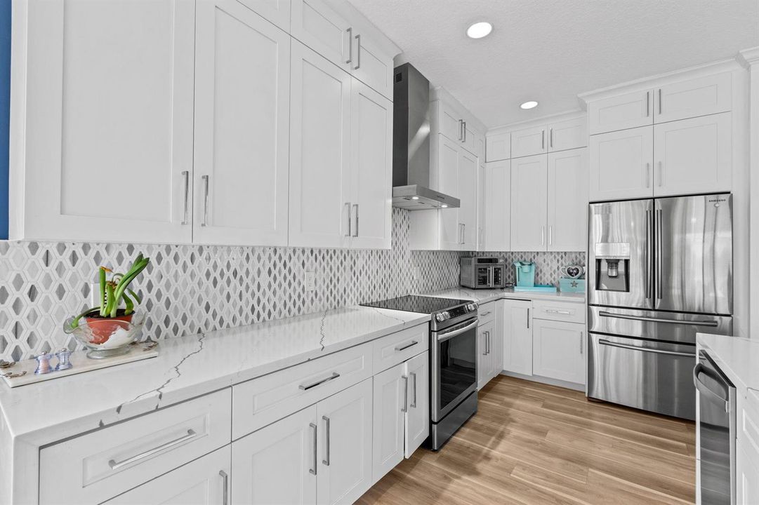 21-web-or-mls-A7406616