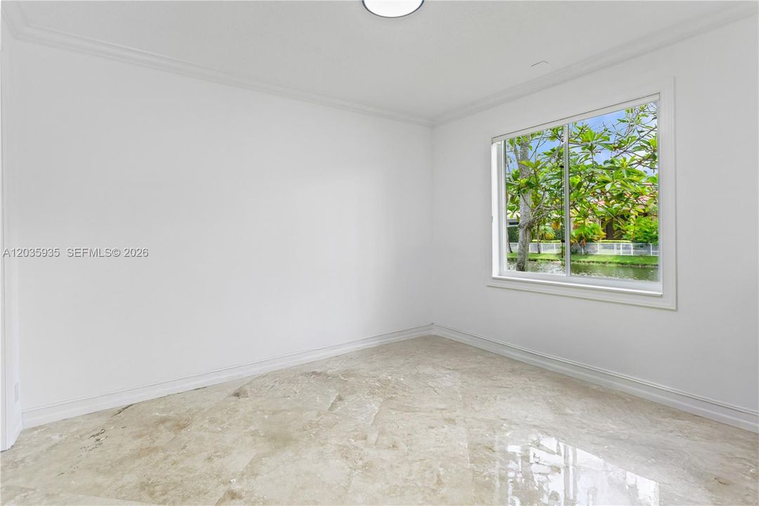 En Venta: $1,649,000 (4 camas, 2 baños, 2833 Pies cuadrados)