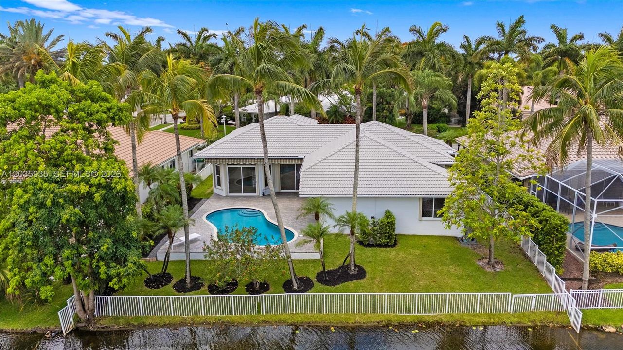 En Venta: $1,649,000 (4 camas, 2 baños, 2833 Pies cuadrados)