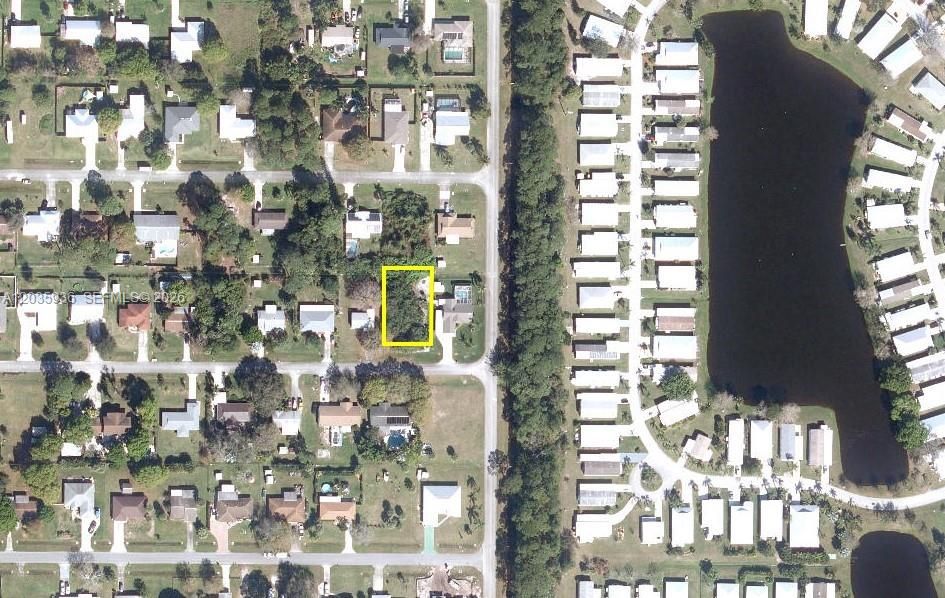 En Venta: $53,000 (0.24 acres)