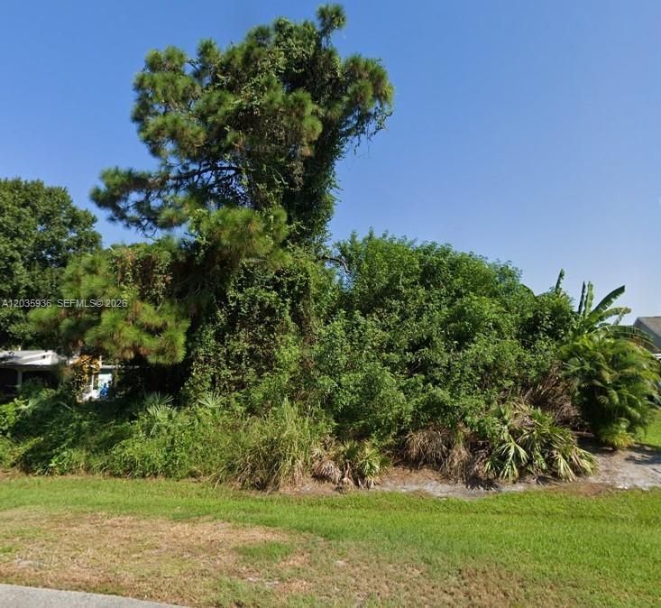 En Venta: $53,000 (0.24 acres)