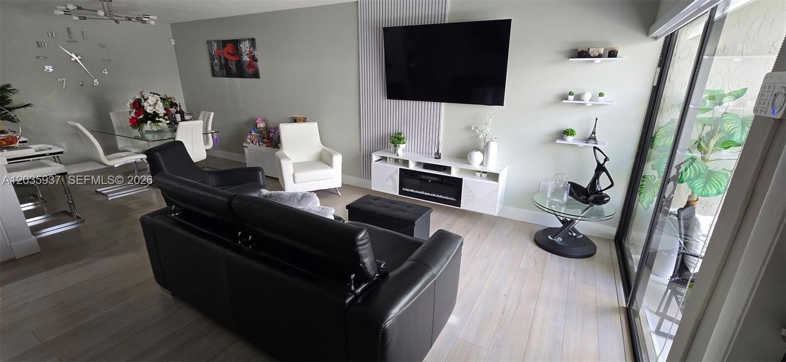 living/dining room