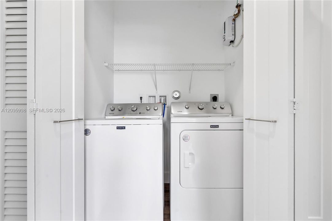 For Rent: $3,200 (3 beds, 2 baths, 1600 Square Feet)