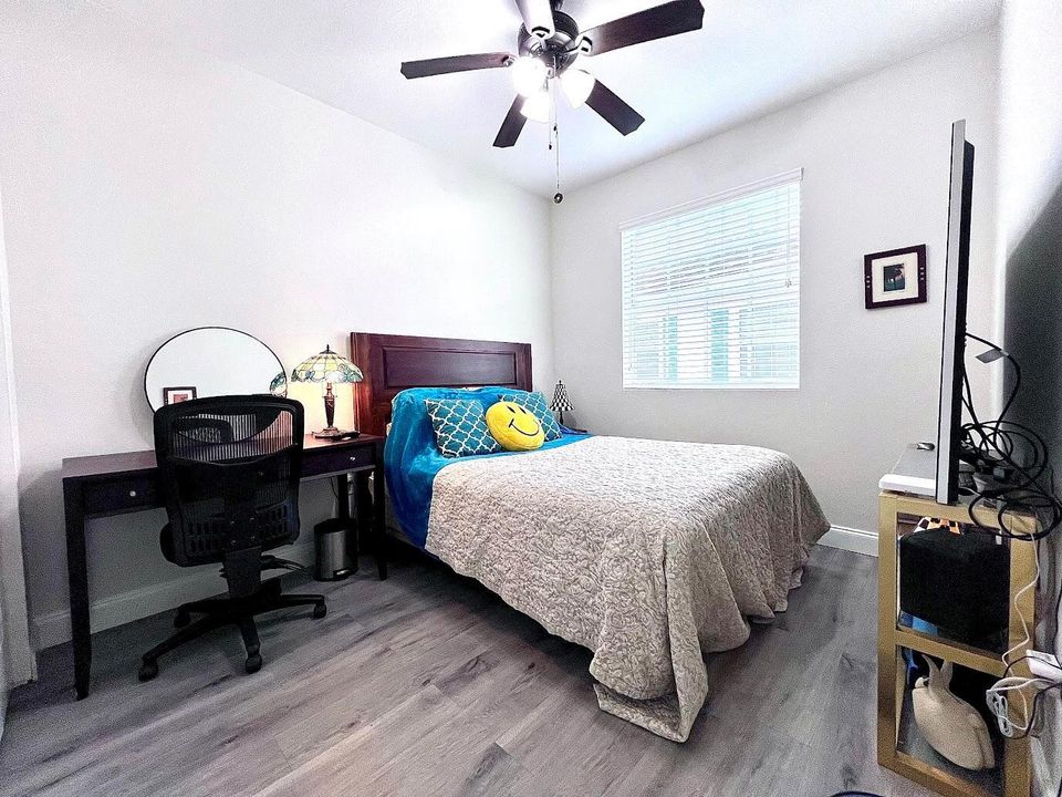 2nd Bedroom