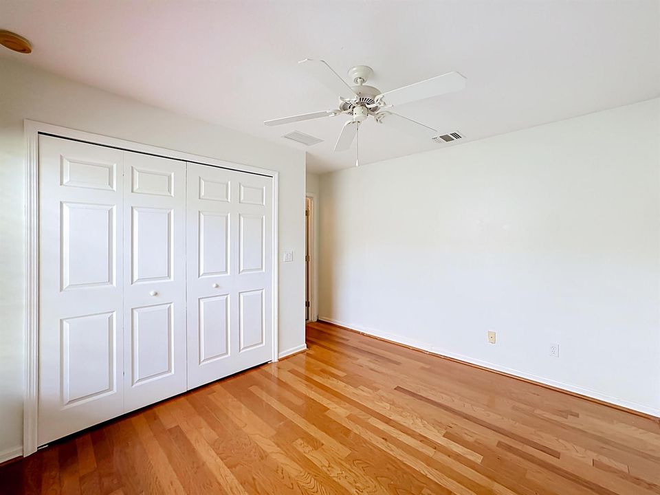 6416 Las Palmas Way-47