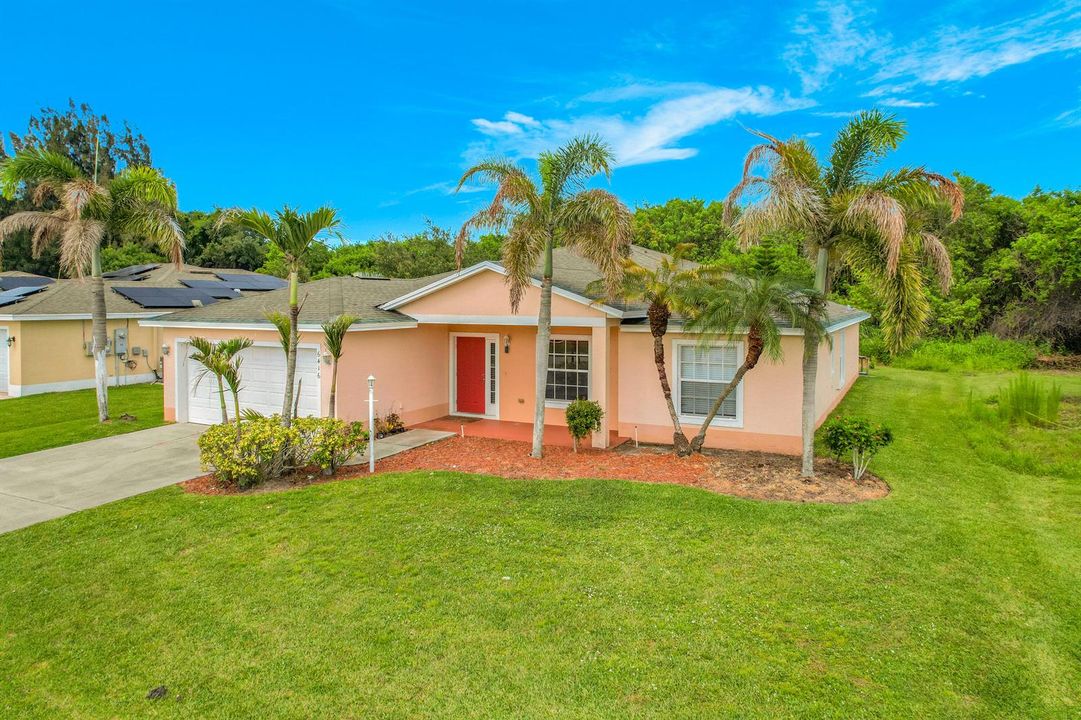 6416 Las Palmas Way-4