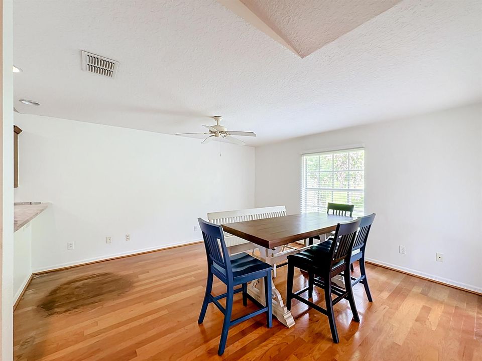 6416 Las Palmas Way-28