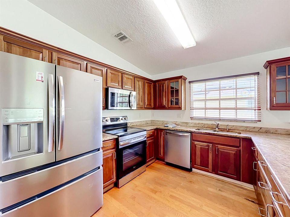 6416 Las Palmas Way-24