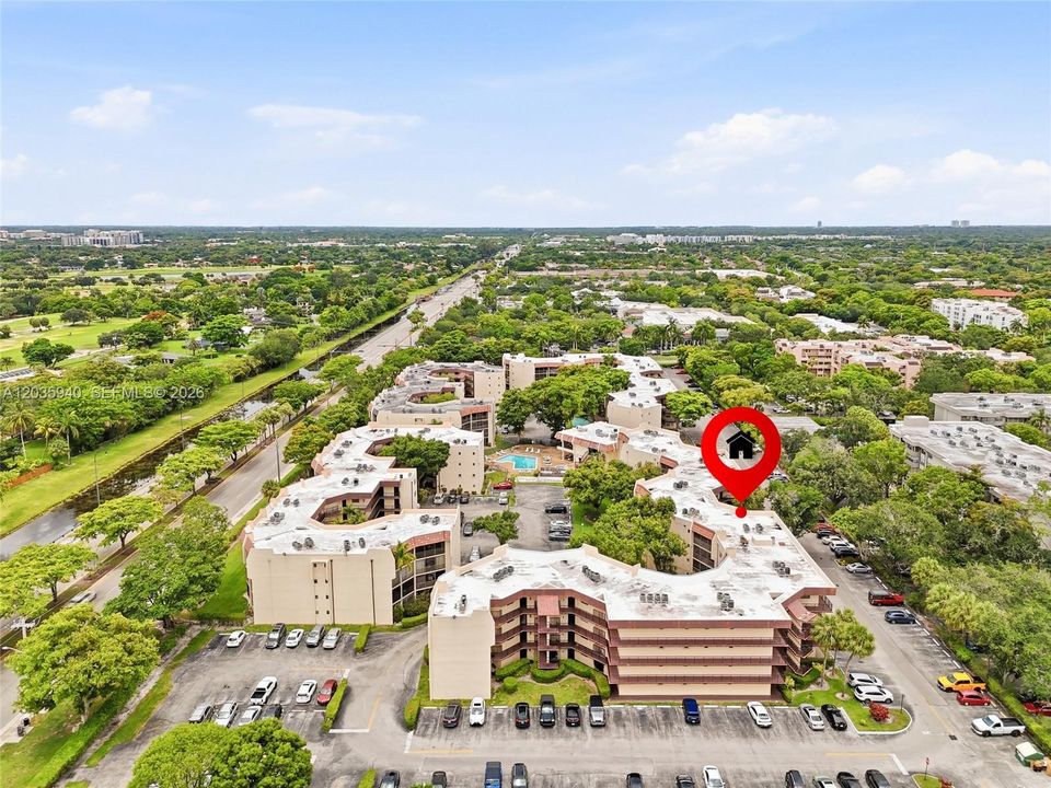 For Sale: $255,000 (2 beds, 2 baths, 1120 Square Feet)