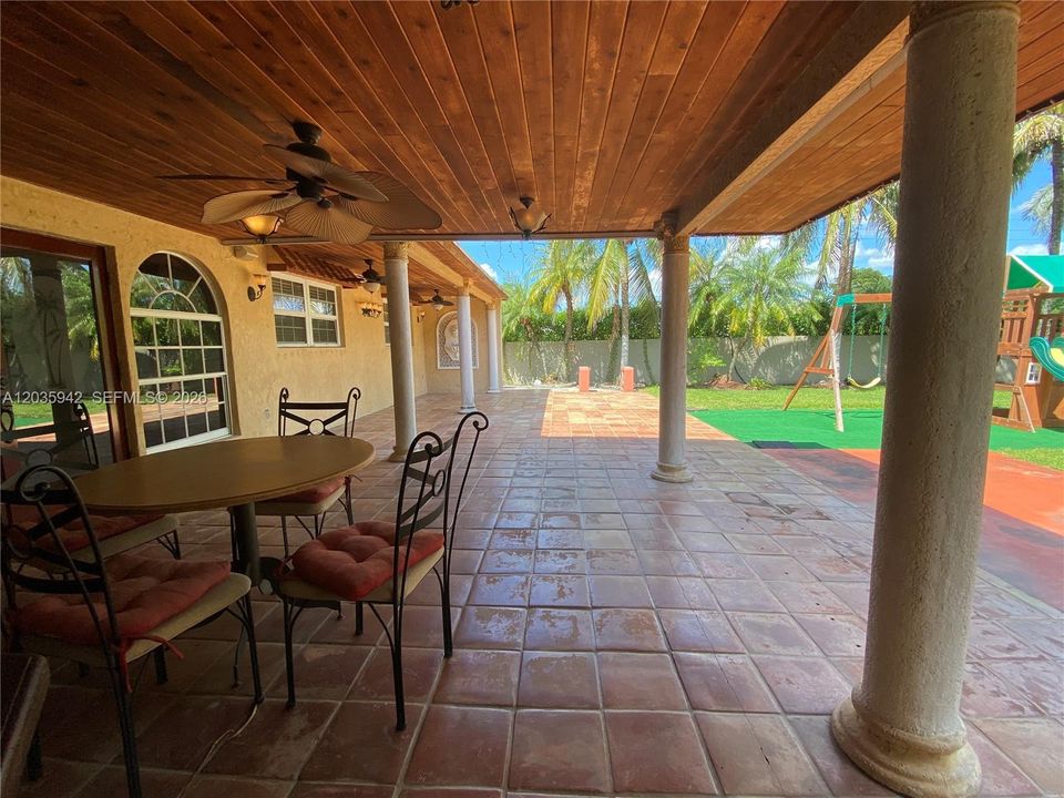 For Rent: $5,600 (5 beds, 3 baths, 3040 Square Feet)