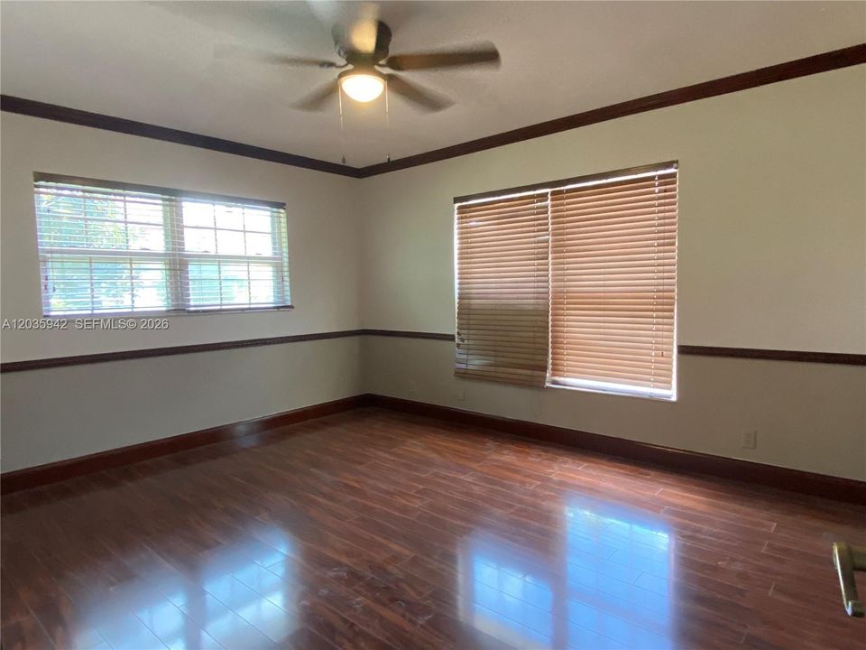 For Rent: $5,600 (5 beds, 3 baths, 3040 Square Feet)