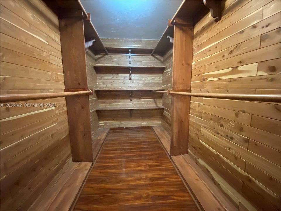 For Rent: $5,600 (5 beds, 3 baths, 3040 Square Feet)