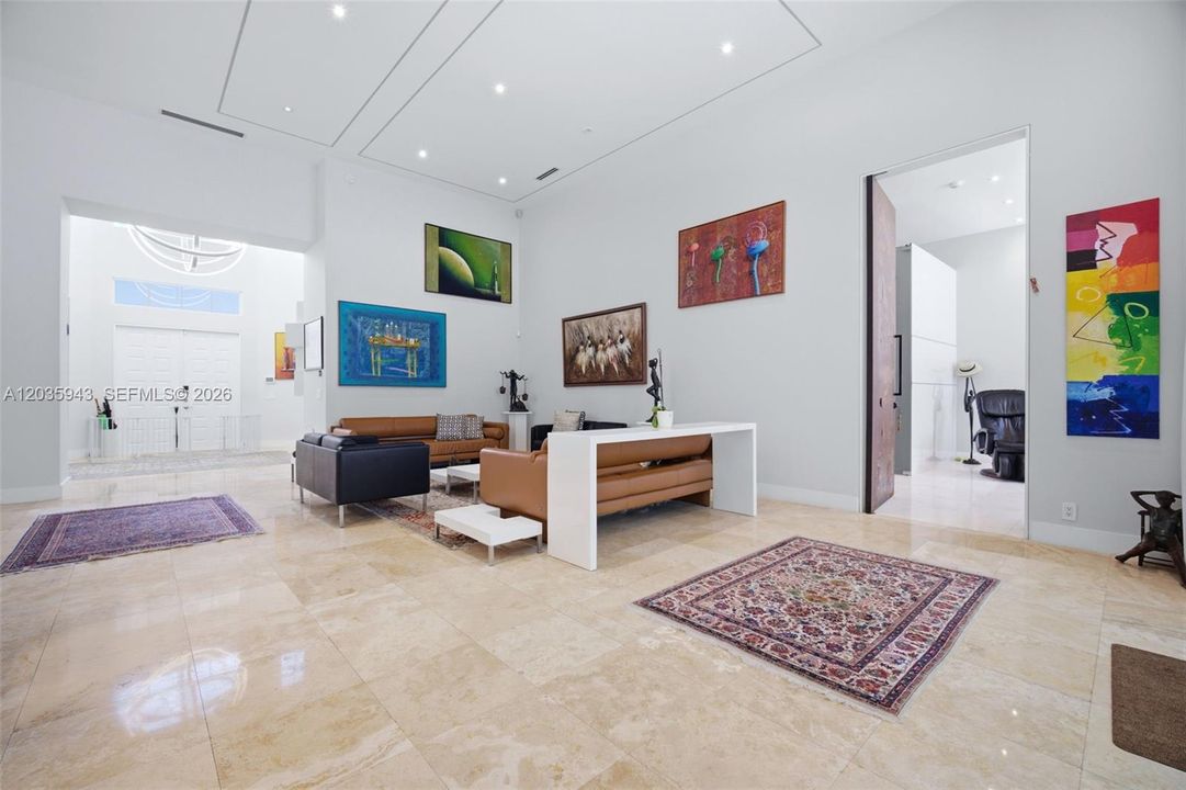 En Venta: $3,690,000 (5 camas, 3 baños, 3661 Pies cuadrados)