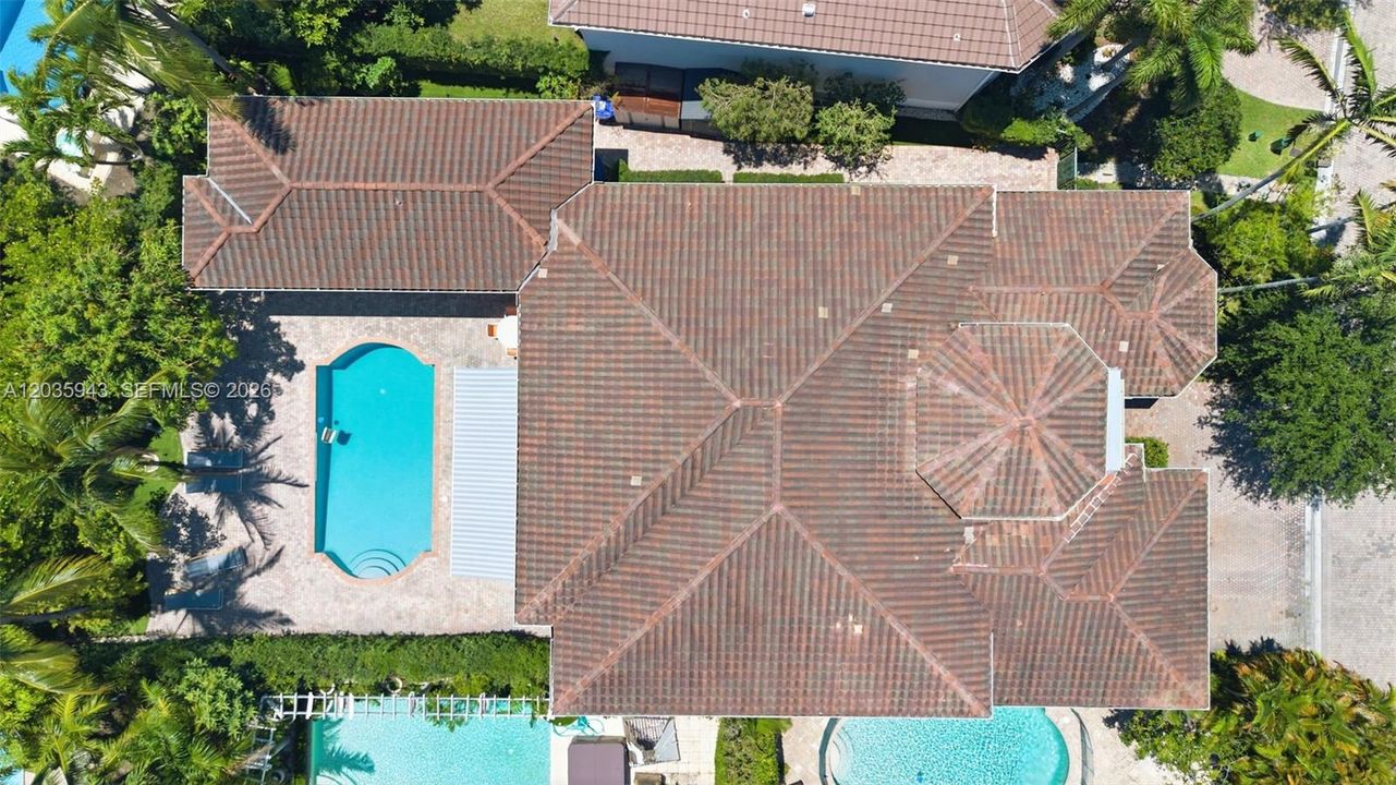 En Venta: $3,690,000 (5 camas, 3 baños, 3661 Pies cuadrados)