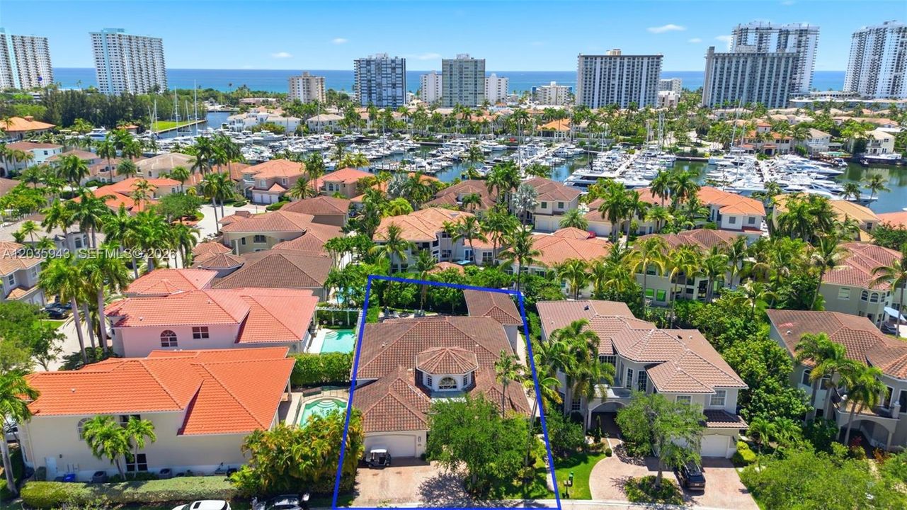 En Venta: $3,690,000 (5 camas, 3 baños, 3661 Pies cuadrados)