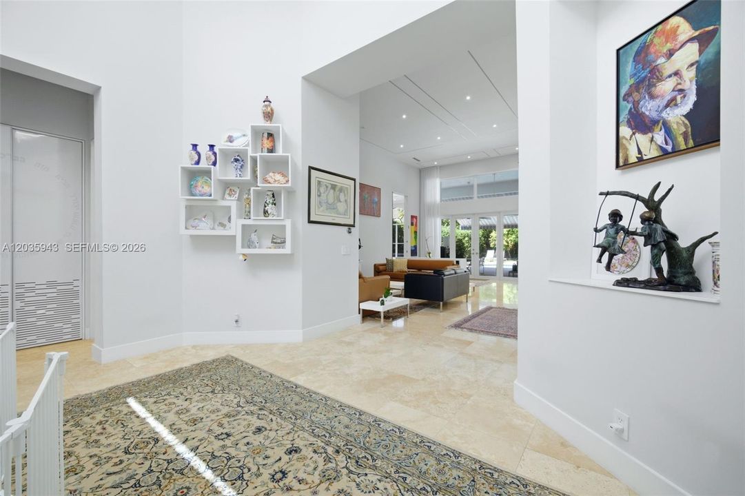 En Venta: $3,690,000 (5 camas, 3 baños, 3661 Pies cuadrados)
