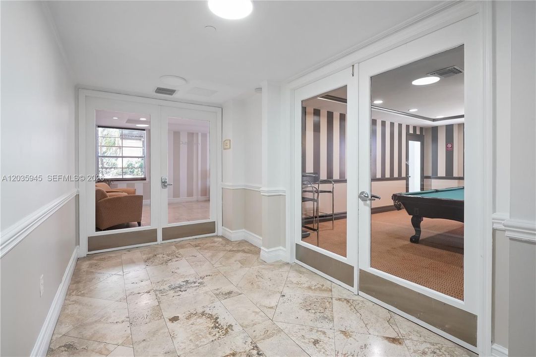 En Venta: $320,000 (1 camas, 1 baños, 816 Pies cuadrados)