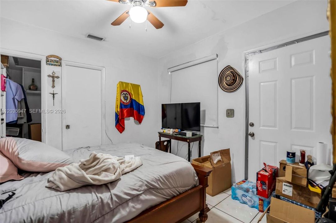 En Venta: $525,000 (4 camas, 3 baños, 1325 Pies cuadrados)