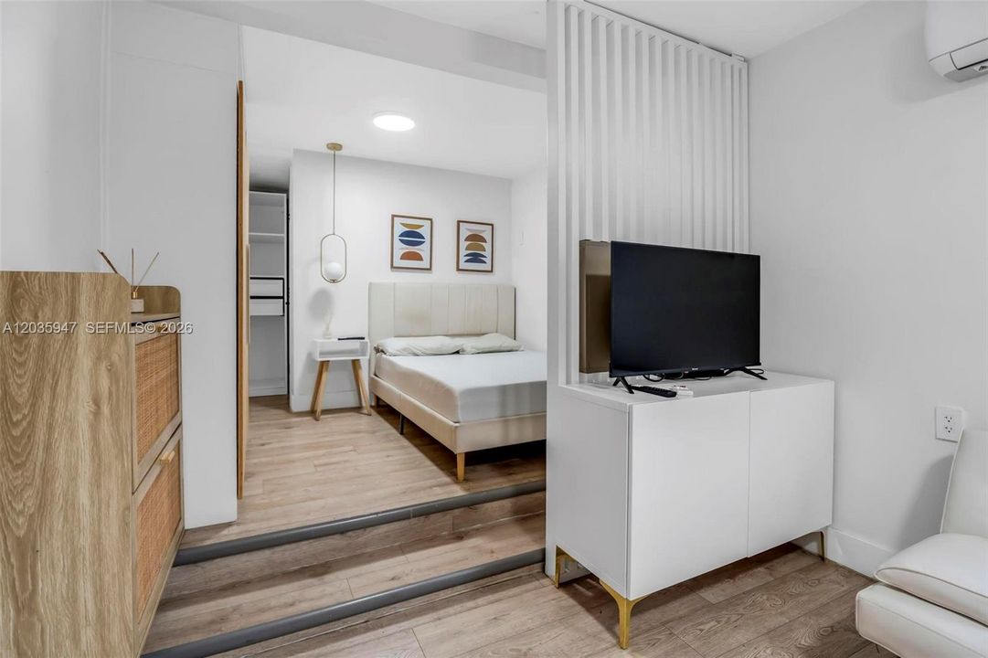 En Venta: $525,000 (4 camas, 3 baños, 1325 Pies cuadrados)