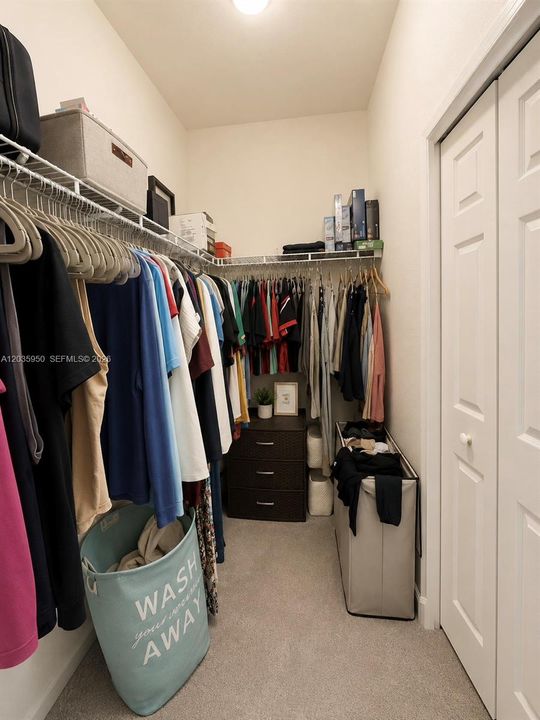 For Rent: $3,250 (3 beds, 2 baths, 1650 Square Feet)