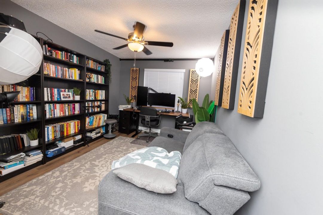 Other bedroom/office/library
