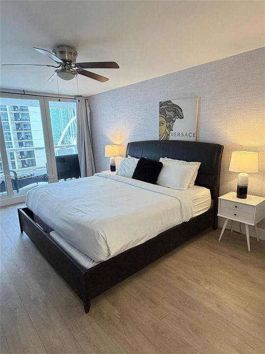 For Rent: $3,200 (1 beds, 1 baths, 1094 Square Feet)