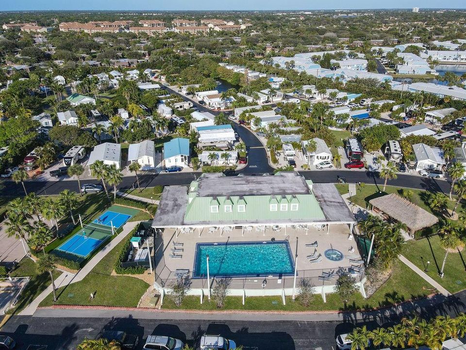 JuniOceanWalk#E-13Aerial(10)