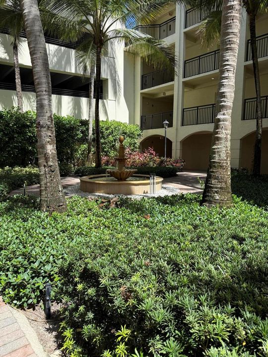 Courtyard View