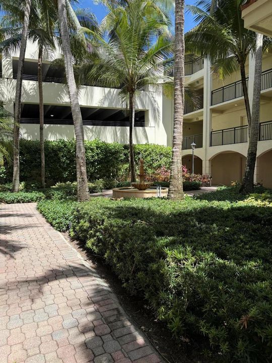 Courtyard View