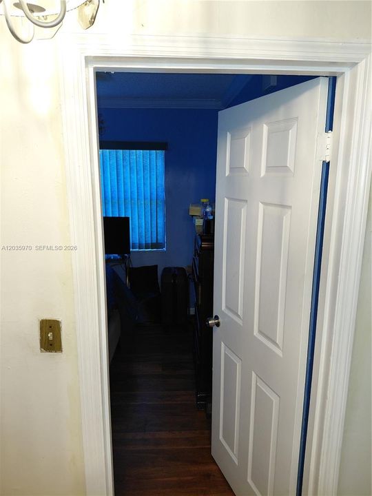 For Sale: $479,000 (3 beds, 2 baths, 1170 Square Feet)