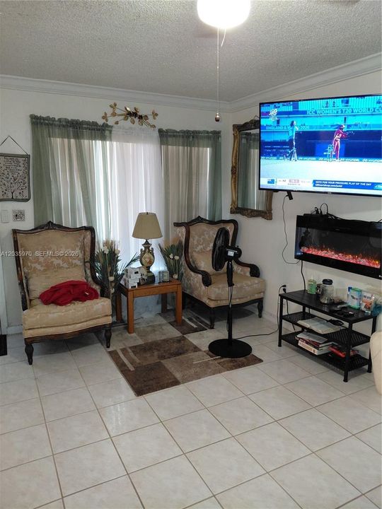 For Sale: $479,000 (3 beds, 2 baths, 1170 Square Feet)