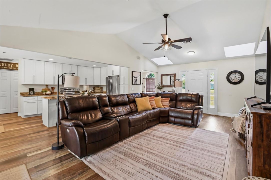 08 Living room 05