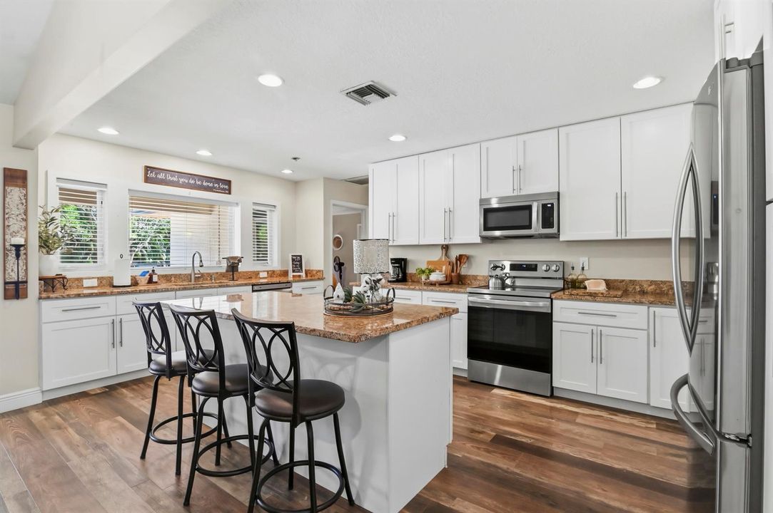 14 Kitchen 05