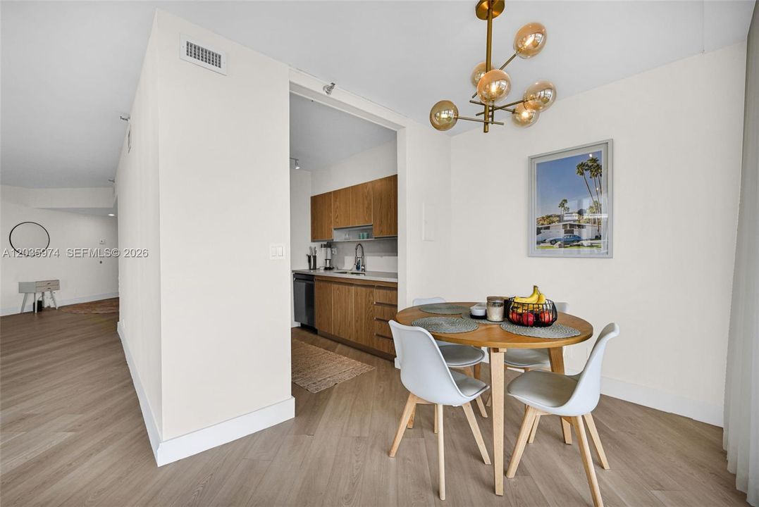 В аренду: $4,500 (2 спален, 2 ванн, 1522 Квадратных фут)