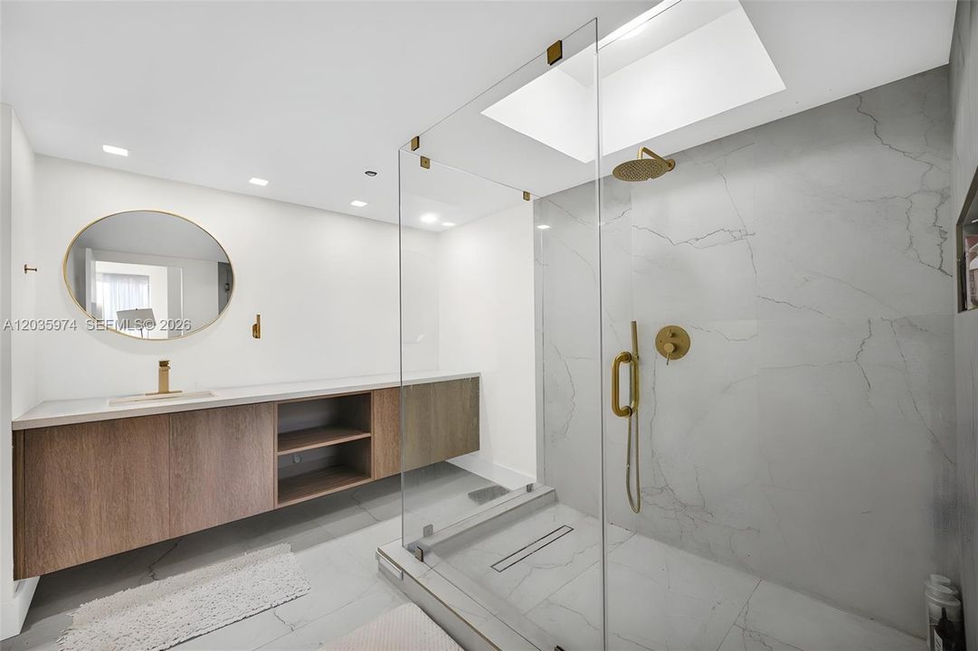 В аренду: $4,500 (2 спален, 2 ванн, 1522 Квадратных фут)