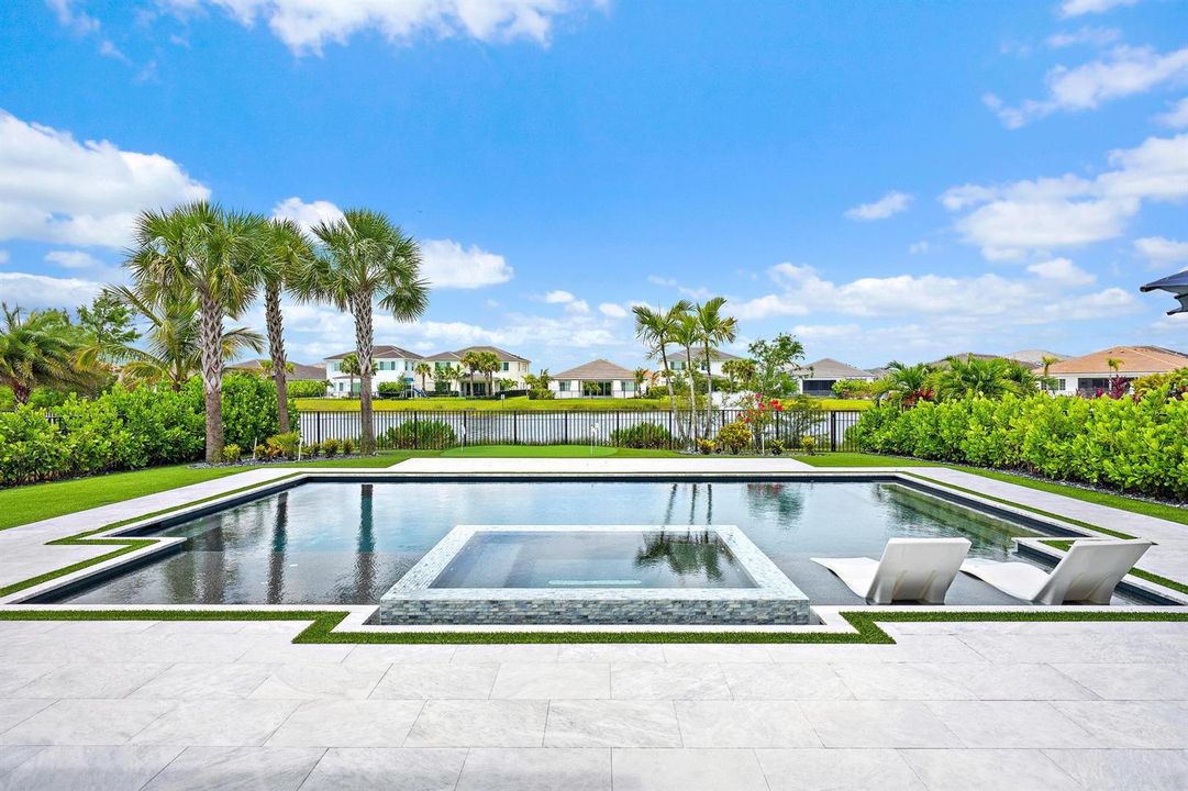 12115 Waterstone Cir-33