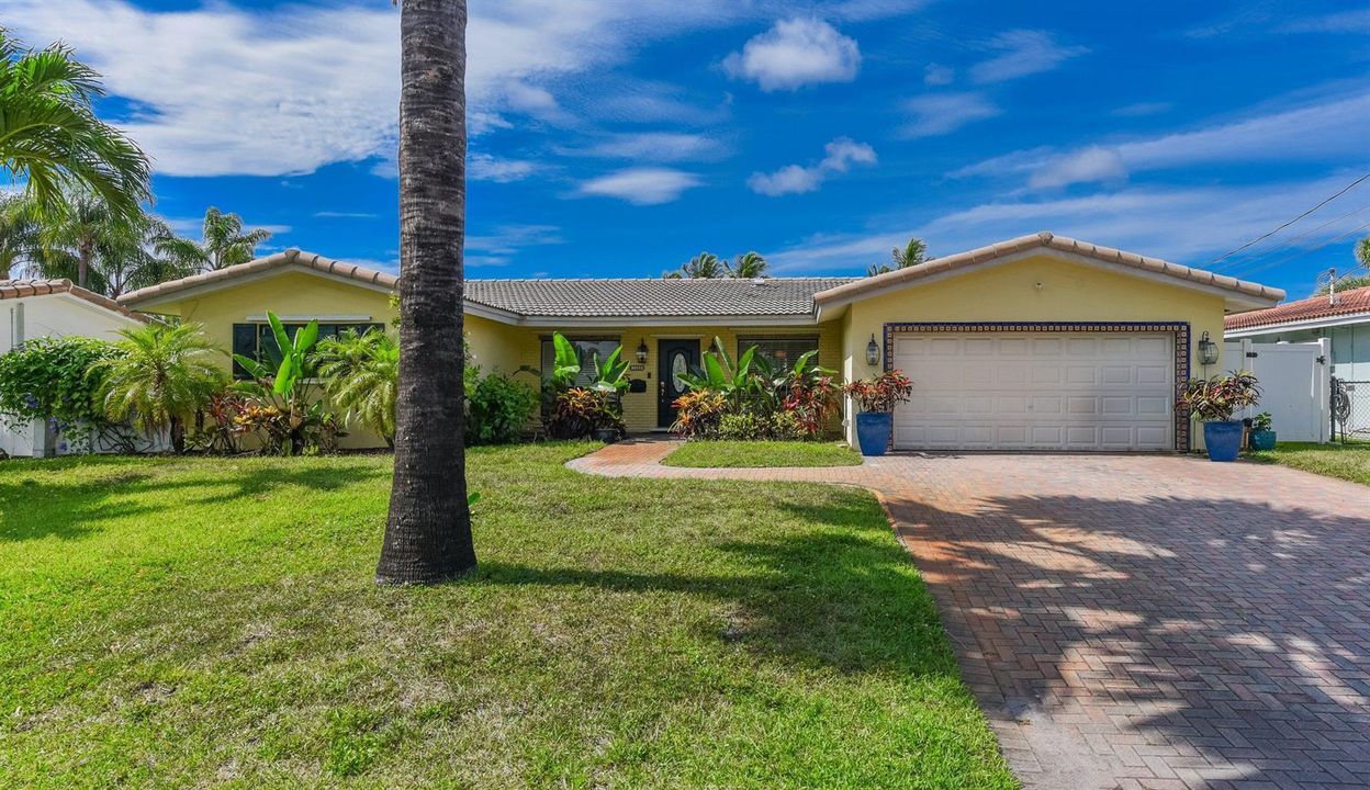 002-003-1460 NE 55th St Ryan-3000x1732