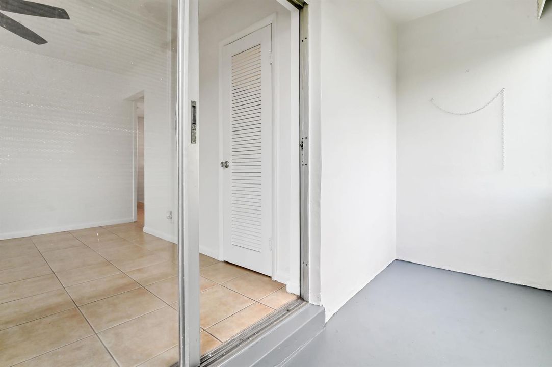 20 patio 01