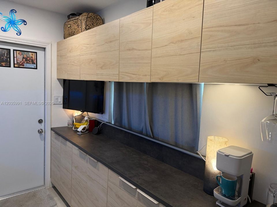 На продажу: $449,999 (0 спален, 0 ванн, 1336 Квадратных фут)