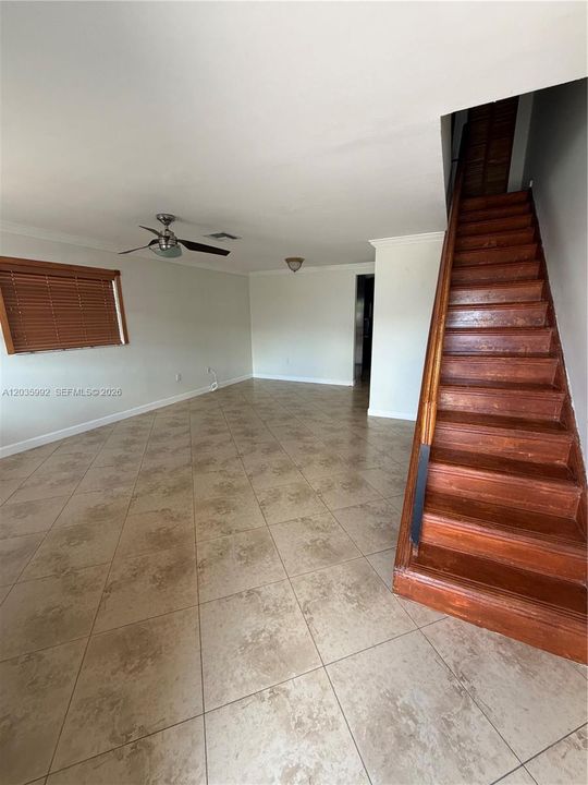 For Sale: $409,000 (3 beds, 2 baths, 1173 Square Feet)