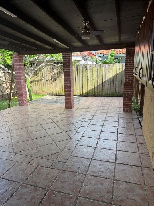 For Sale: $409,000 (3 beds, 2 baths, 1173 Square Feet)