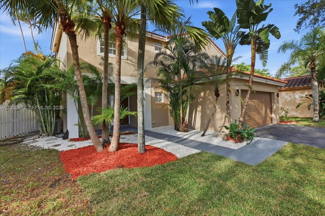 En Venta: $679,900 (4 camas, 2 baños, 1847 Pies cuadrados)