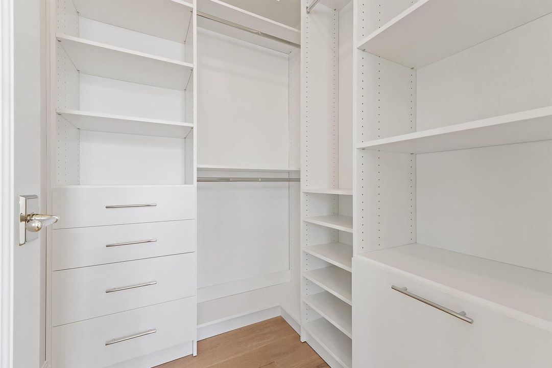 Northwest Closet