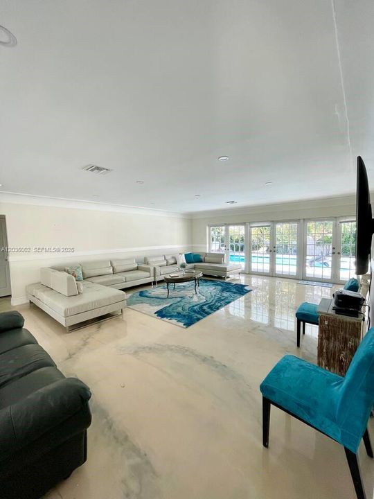 For Rent: $7,499 (4 beds, 3 baths, 2830 Square Feet)