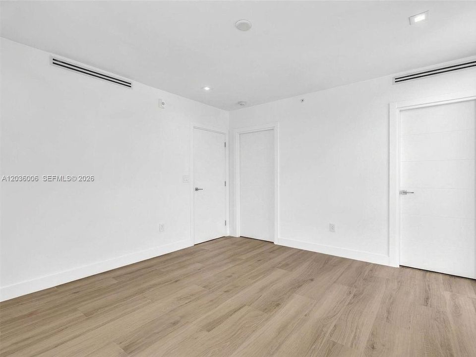 Bedroom with 2nd terrace access.