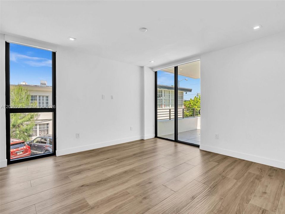 Bedroom with 2nd terrace access.
