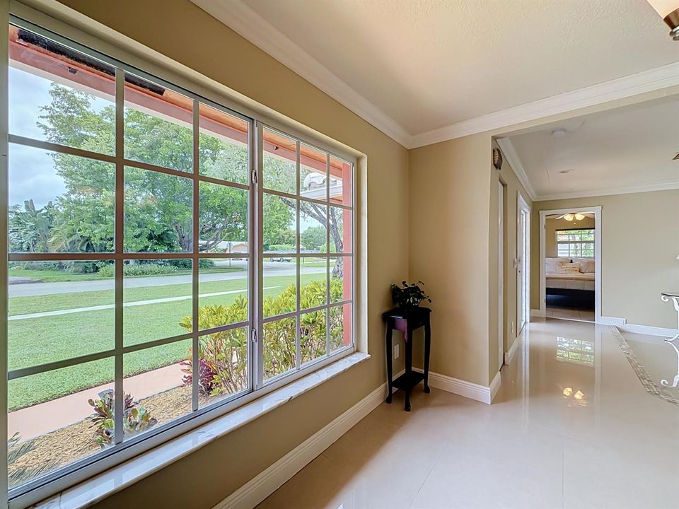 851 E Plantation Circle-23