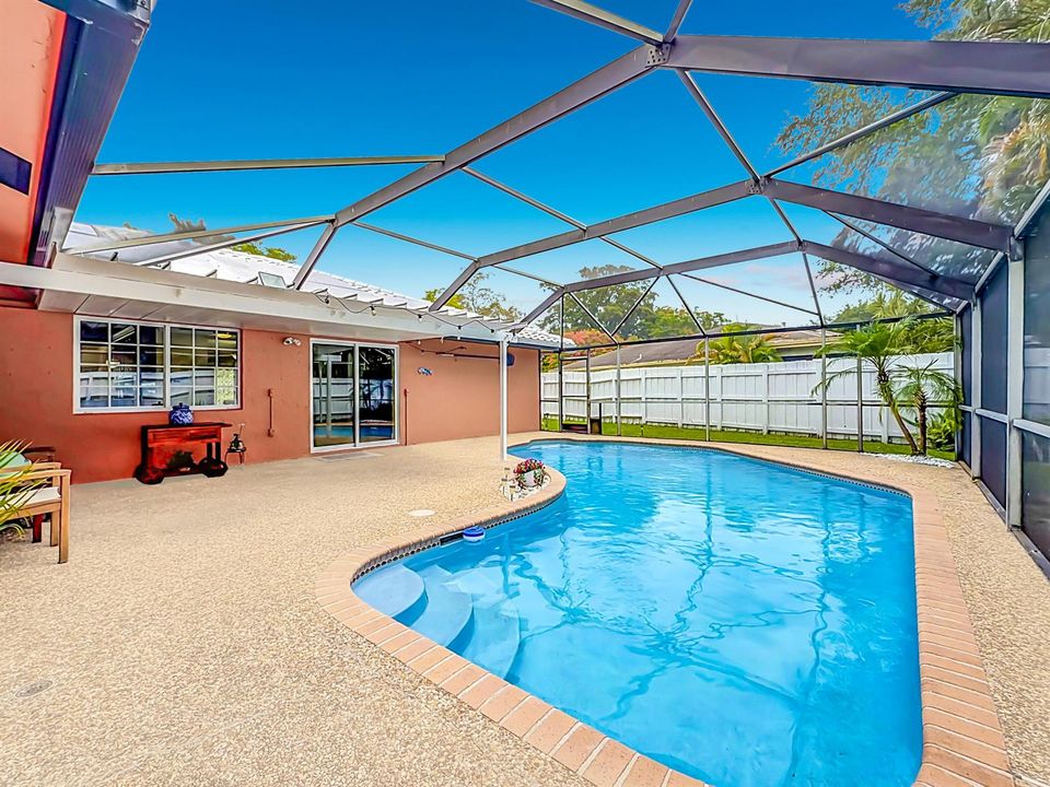 851 E Plantation Circle-111
