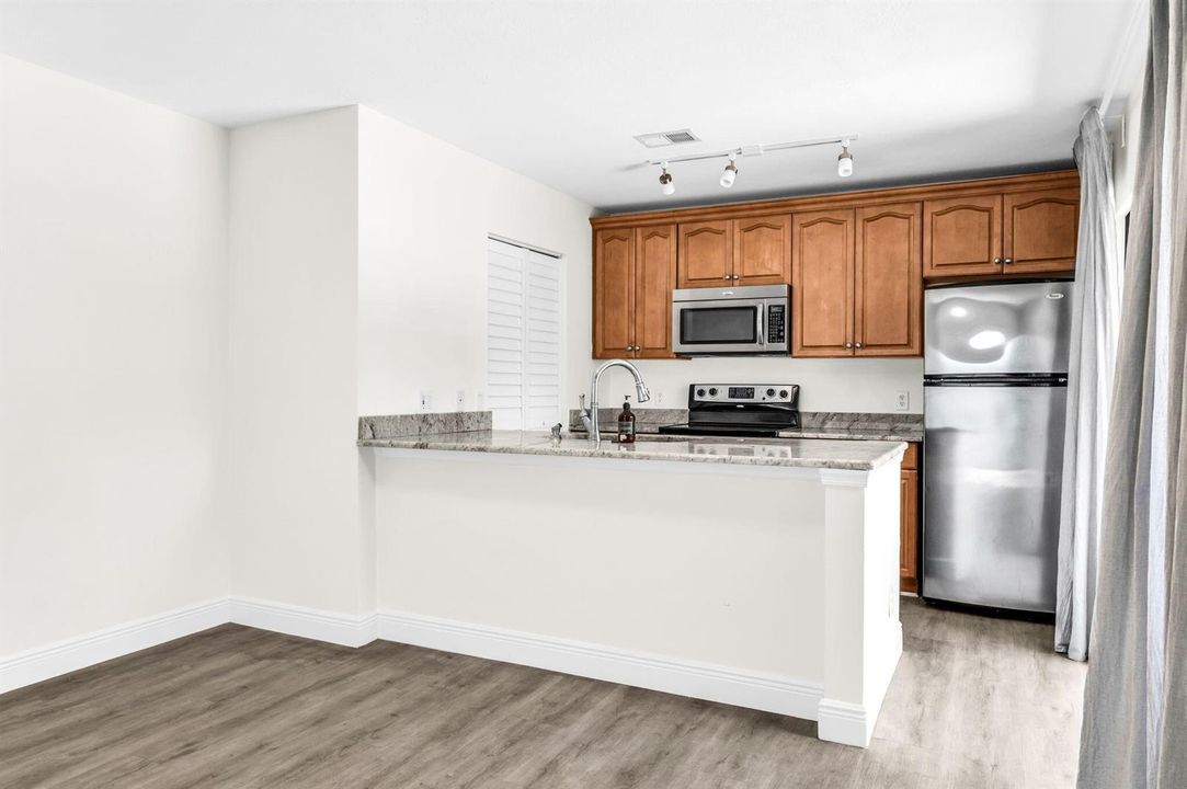 11-web-or-mls-photo-11